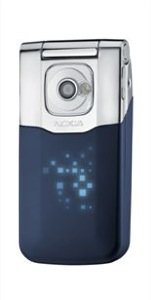 Nokia 7510 y Nokia 7100 de la colección Supernova, 
ya disponibles en España
