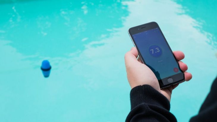 Blue Connect , tecnología conectada para tu piscina este verano