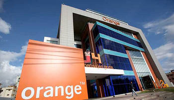 Orange espera cerrar la compra de Jazztel en primavera