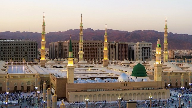 Apple lanza su tienda en línea y app en Arabia Saudita
