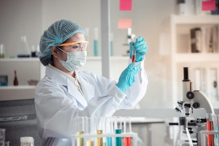 El Gobierno destina 127 millones a empresas para investigación sanitaria en España