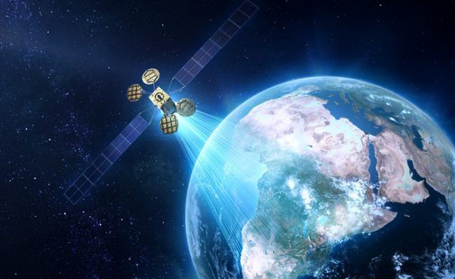 Eutelsat busca €1.5 mil millones para expandir su red de satélites LEO
