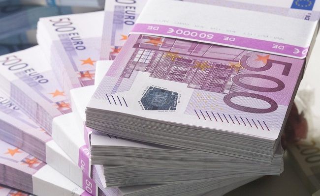 Francia aumenta su participación en Eutelsat con una inyección de capital de 1.35 mil millones de euros