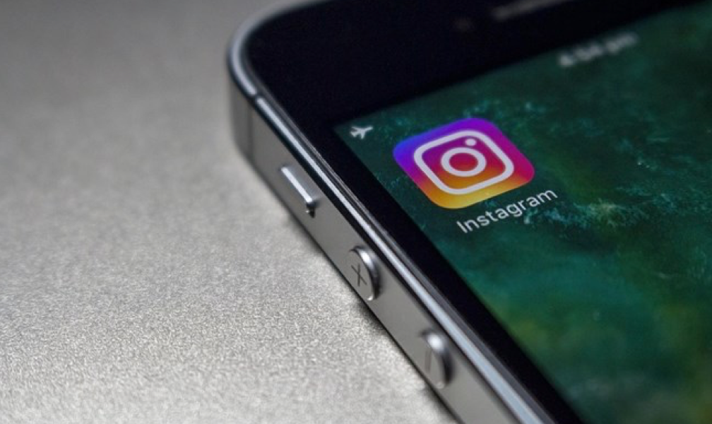 Instagram ya permite compartir fotos en su web para móviles