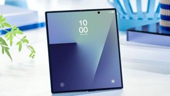 Samsung lanza tres nuevos smartphones plegables para competir en el mercado