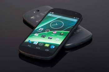 Llega el YOTAPHONE2 móvil con dos pantallas